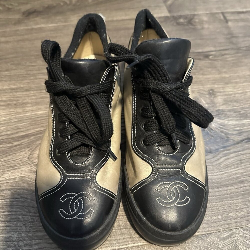 Chanel Sneakers Vintage 37